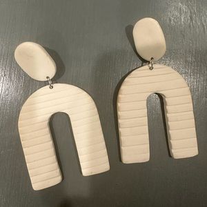 Clay Arch Earrings